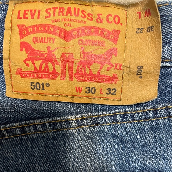 Levi’s 501 - Picture 3 of 3